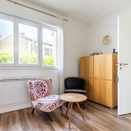 Paris La Defense - Refurbished Independent House Holiday home