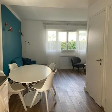 Paris La Defense - Refurbished Independent House * La Garenne-Colombes